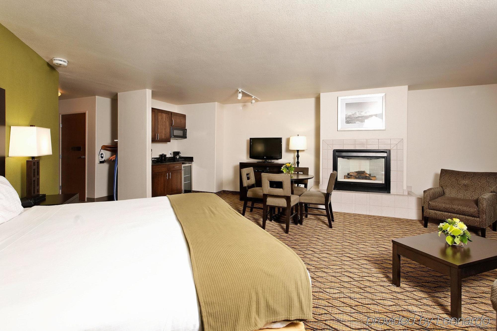 Express & - Black Canyon Area By Ihg Hotel 2*