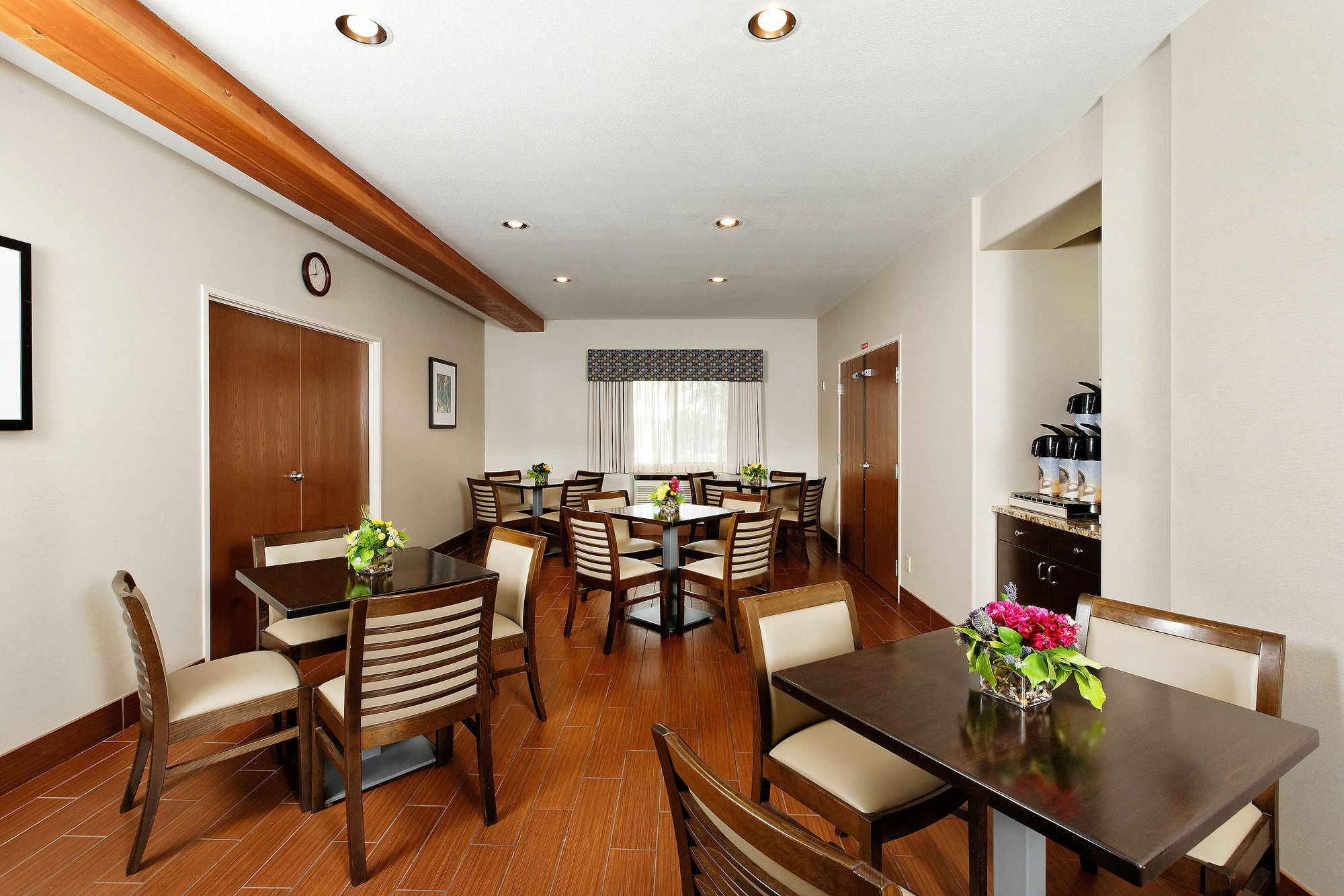 Hotel Express & - Black Canyon Area By Ihg 2*